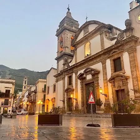 Appartamento La Castellana Carini