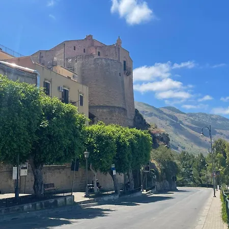 Lägenhet La Castellana Carini