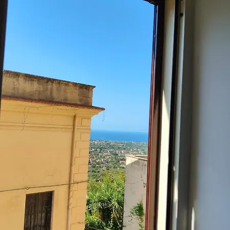 La Castellana Apartment *