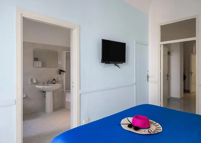 La Castellana Apartments, Vista Panoramica Sul Mare, Nel Cuore Storico Di Carini, A Due Passi Dal Duomo E Dal Castello * Carini